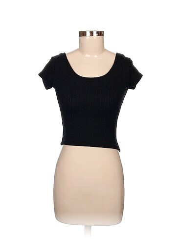 Diğer T-shirt %70 İndirimli.