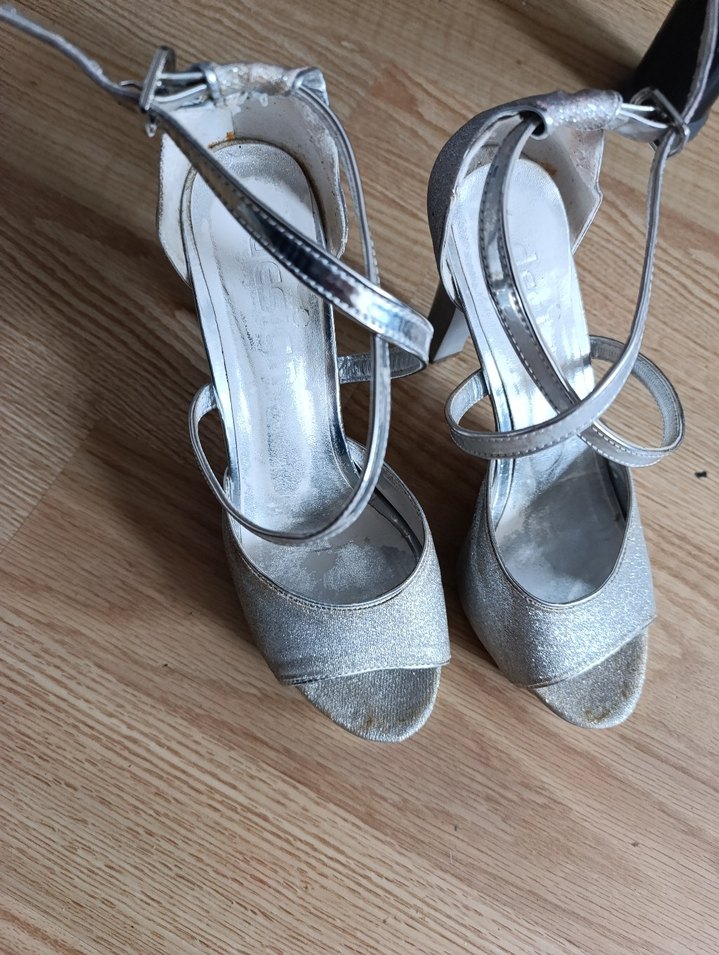 gri parlak platform topuklu ayakkabı - Görsel 2