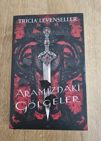 Aramızdaki Gölgeler