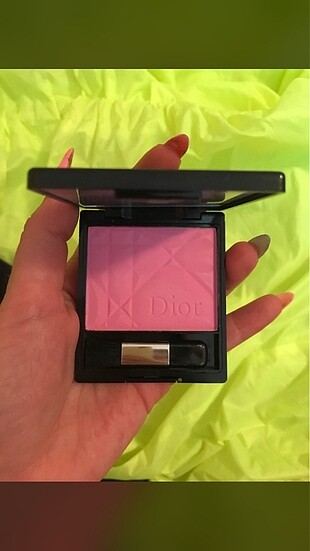 Dior Allık