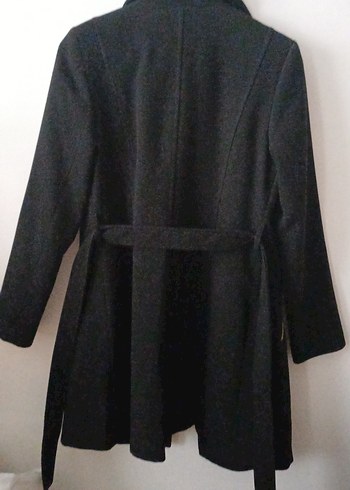 Asimetrik Fermuarlı Siyah Kaban - Görsel 3