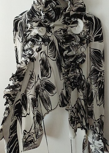 Gri Desenli Uzun Kollu Baglamalı Bluz - Görsel 2