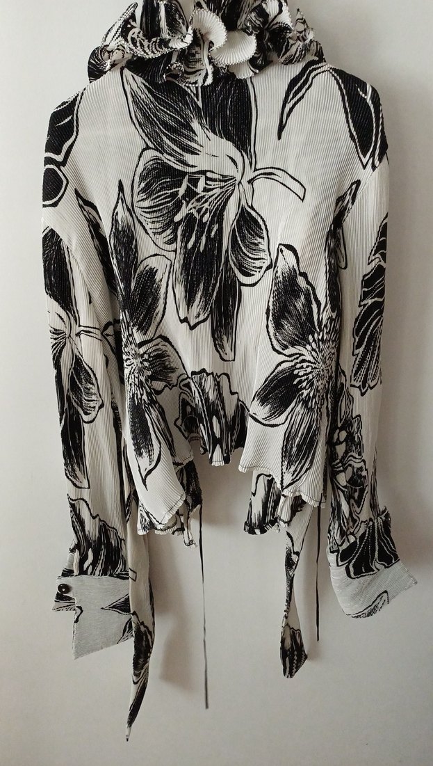 Gri Desenli Uzun Kollu Baglamalı Bluz - Görsel 3