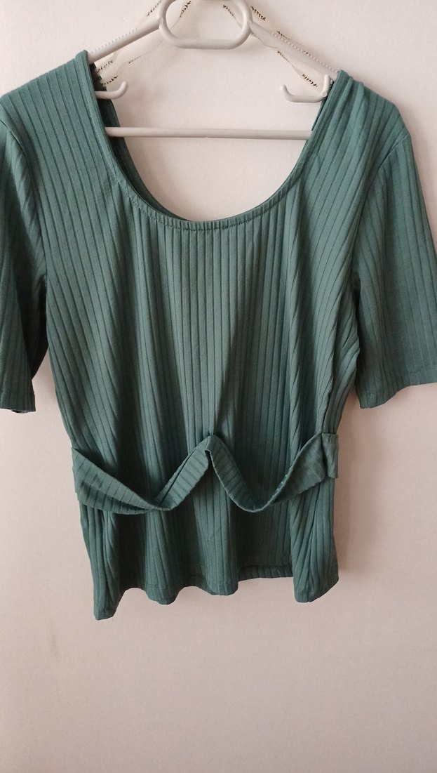 Kadın Turkuaz Kemerli Fitted Bluz - Görsel 2