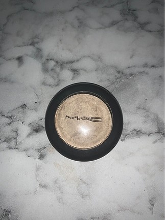 Mac Aydınlatıcı