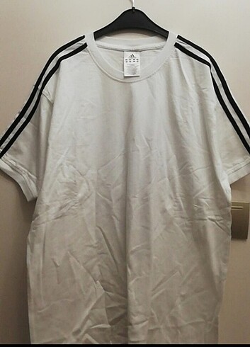 ADİDAS TİŞÖRT XXL