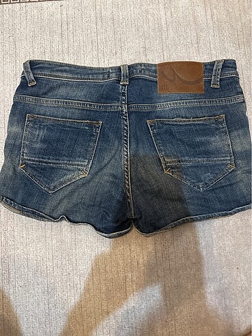 27 Beden Mini ltb şort