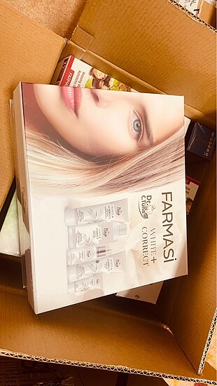 White serisi kapaklı kutusunda jeletininde yeni tarihli - Görsel 2