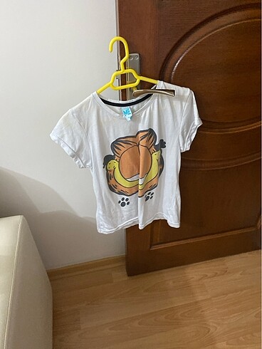 Garfield baskılı tshirt