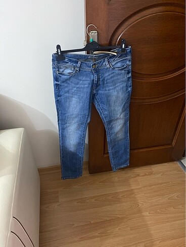 Colins jeans