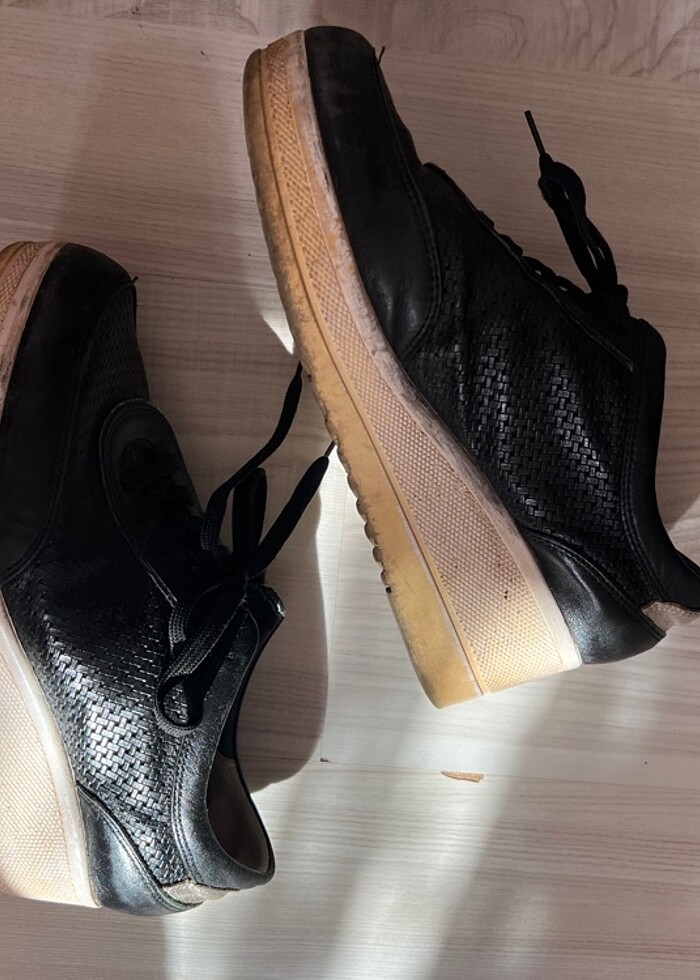 Derimod spor ayakkabı - Görsel 3