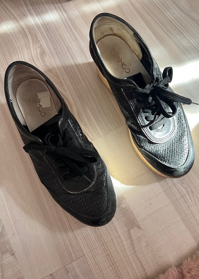 Derimod spor ayakkabı - Görsel 2