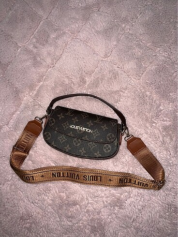 Louis Vuitton Çanta