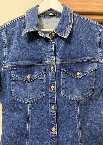 Düğmeli Lacivert Midi Denim Elbise - Görsel 2