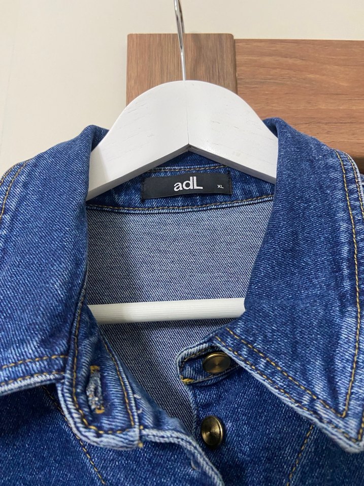 Düğmeli Lacivert Midi Denim Elbise - Görsel 3