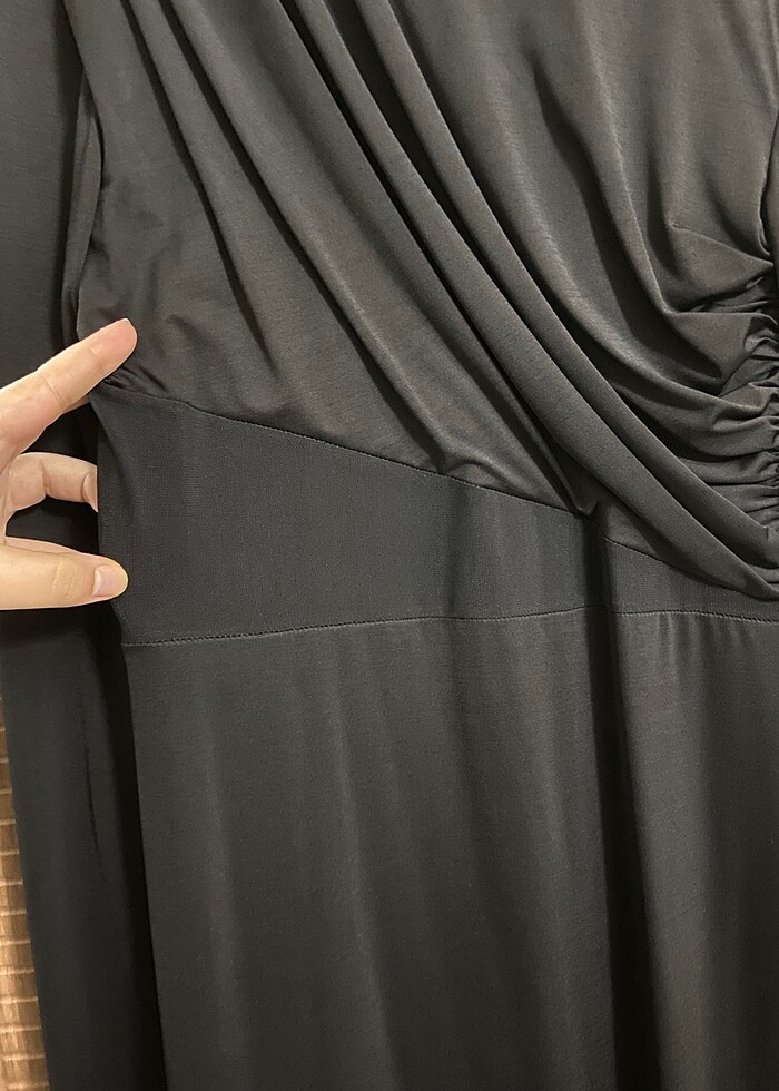 Bel Detaylı Siyah Elbise - Görsel 3