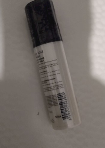 Golden Rose Aydınlatıcı Makyaj Bazı - Görsel 4