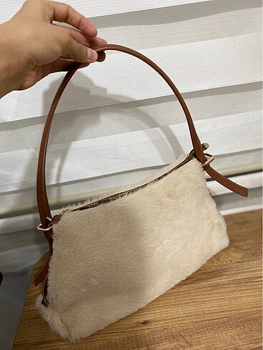 Zara Peluş çanta