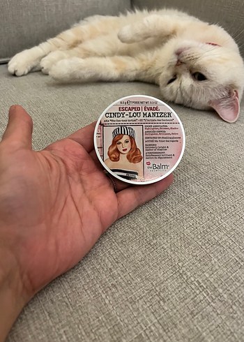 theBalm Cindy-Lou Manizer Allık ve Aydınlatıcı
