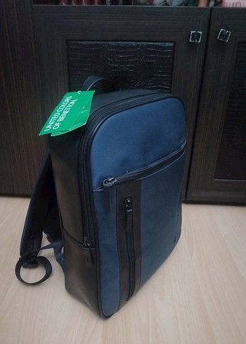 Benetton Sirt Cantasi