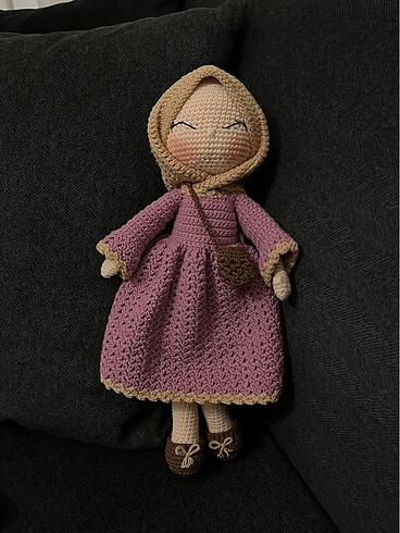 Amigurumi tesettürlü kız bebek