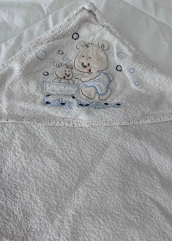 Nakışlı Erkek Çocuk Bornozu Beyaz - Görsel 2