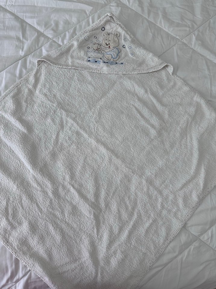 Nakışlı Erkek Çocuk Bornozu Beyaz - Görsel 3