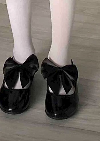 Kızlar için Siyah Fiyonk Detaylı Babet Ayakkabı - Görsel 2