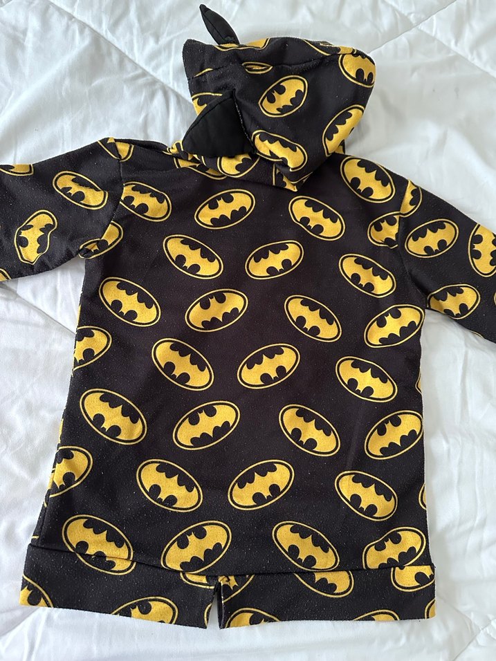 Kapüşonlu, Düğmeli Batman Baskılı Sweatshirt - Görsel 3