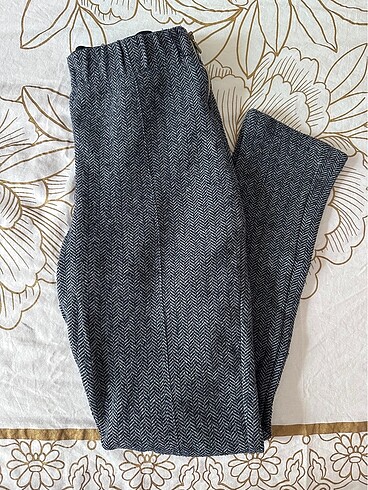 Gri pantolon