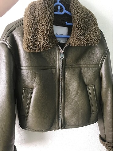 Bershka içi kürklü mont