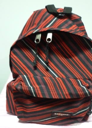 SIRT ÇANTASI