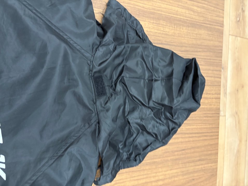 Beşiktaş yağmurluk - Görsel 4