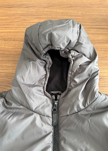 Gri Erkek Çocuk Kapüşonlu Mont - Görsel 5