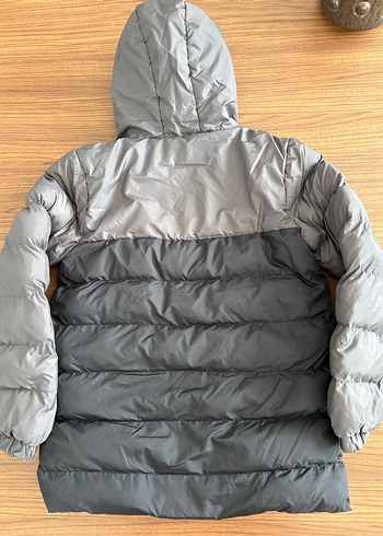 Gri Erkek Çocuk Kapüşonlu Mont - Görsel 3