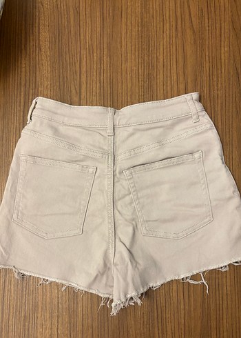 34 Beden H&M kısa şort