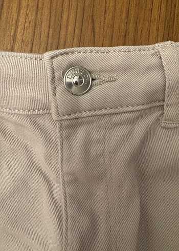 34 Beden ten rengi Renk H&M kısa şort