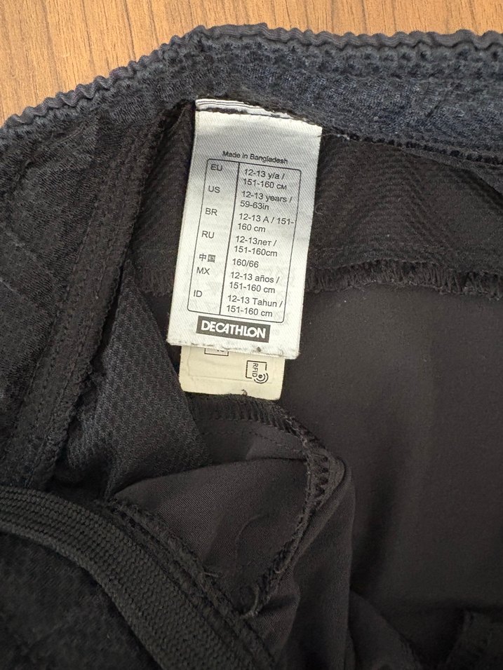 Siyah Fermuarlı Erkek Çocuk Spor Şortu - Görsel 5