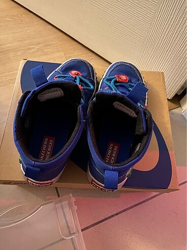 32 Beden lacivert Renk Skechers Lego serisi 32 numara bilekli