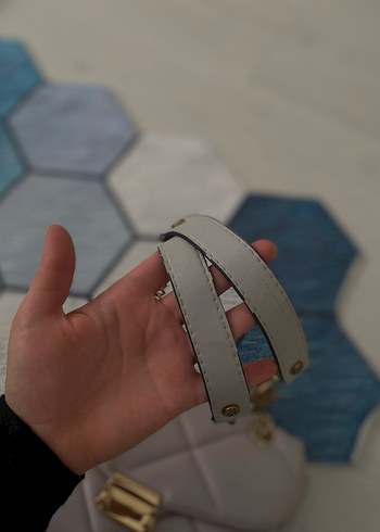 Gri Zincir Detaylı Deri Kadın Çanta - Görsel 2