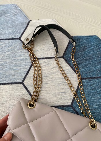 Gri Zincir Detaylı Deri Kadın Çanta - Görsel 3