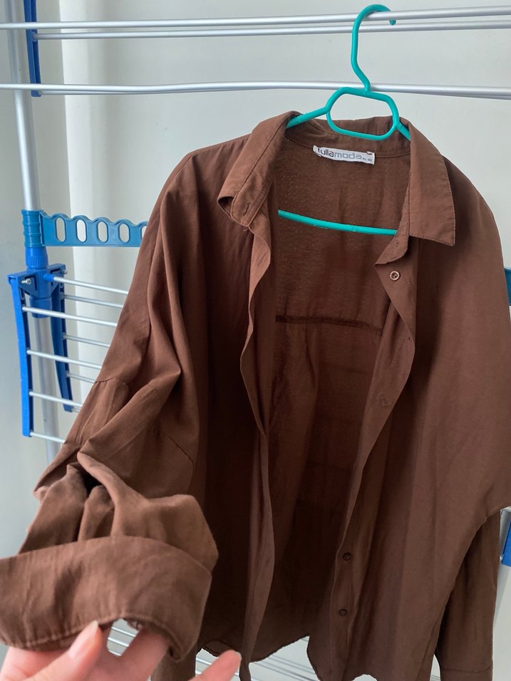 Düğmeli Kahverengi Keten Kadın Gömlek - Görsel 2