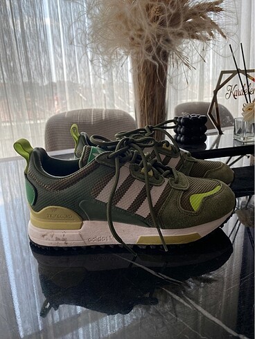 Yeni Adidas