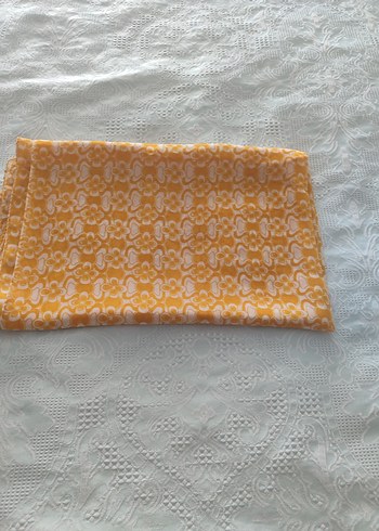 Parlak Sarı Batik Desenli şal
