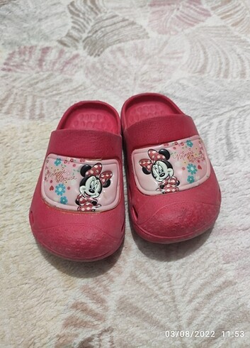Mini Mouse terlik