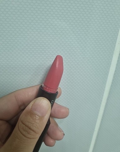 Beden kırmızı Renk Shiseido