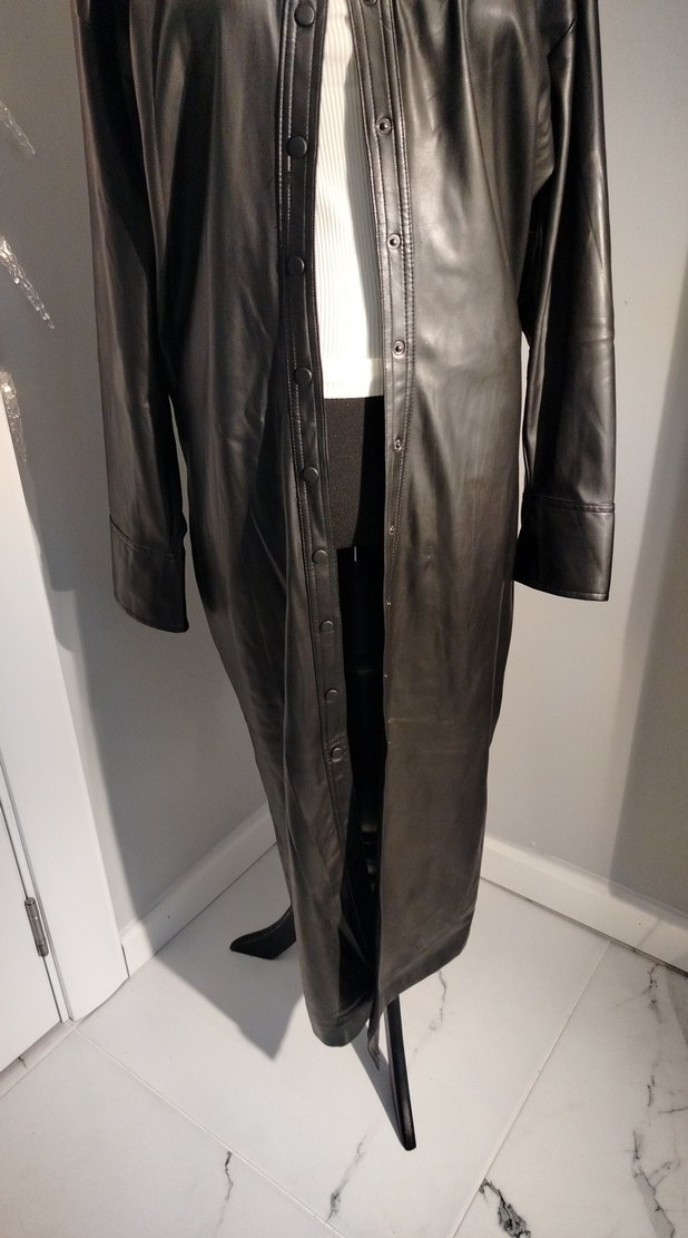 Kadın Siyah Uzun Deri Kemerli Ceket - Görsel 3