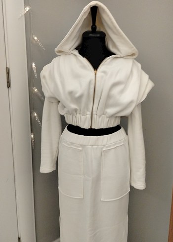 Beyaz Kapüşonlu Kadın Uzun ikili takım - Görsel 3