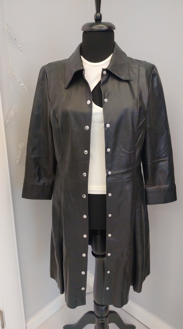 Düğmeli Siyah Deri Kadın Ceket elbise - Görsel 5
