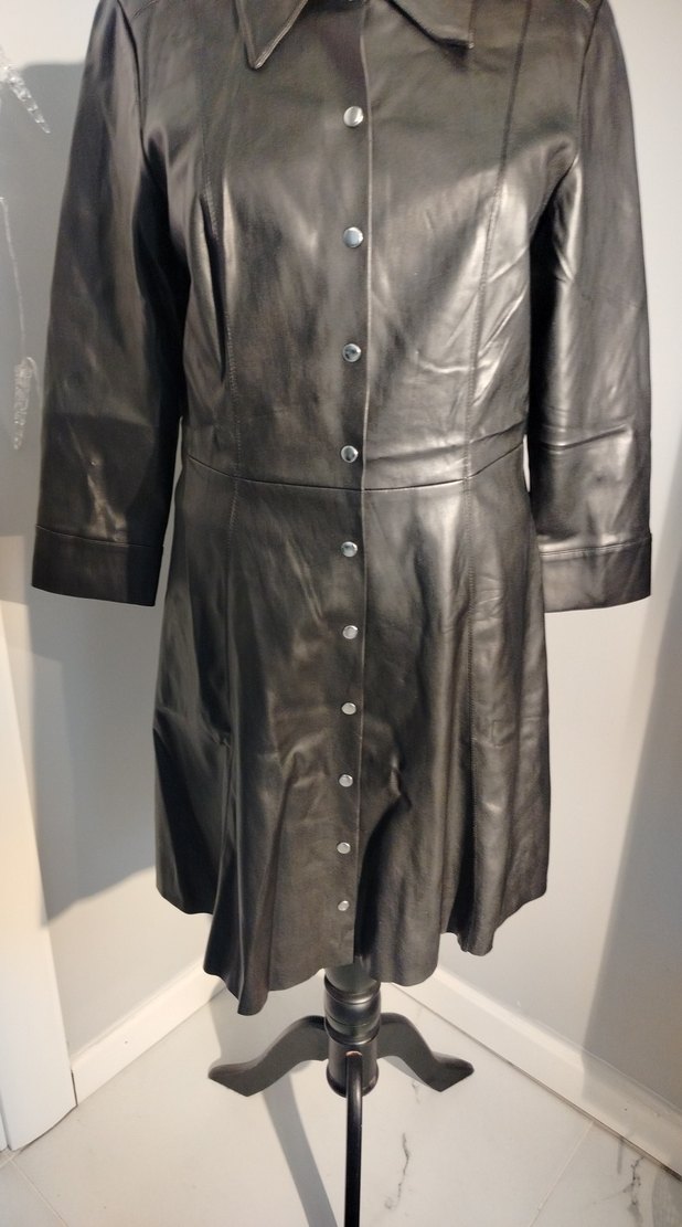 Düğmeli Siyah Deri Kadın Ceket elbise - Görsel 3